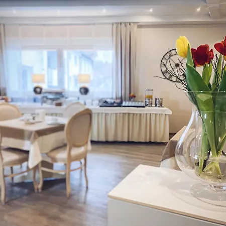 Hotel Restaurant Alt 3*